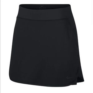 Nike Standard Fit Golf Skort